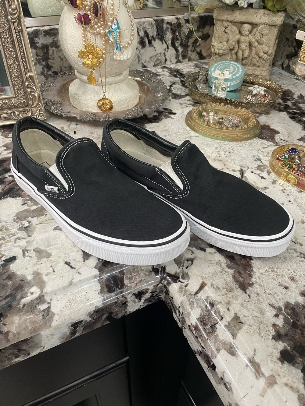 Vans Black Slip-On Canvas Sneakers with White Soles Women’s 10, Men’s 8.5